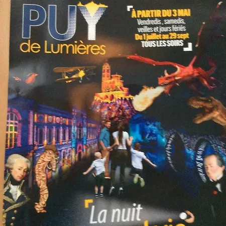 Au Pied De La *